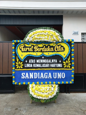 Papan Bunga Duka di Selemadeg
